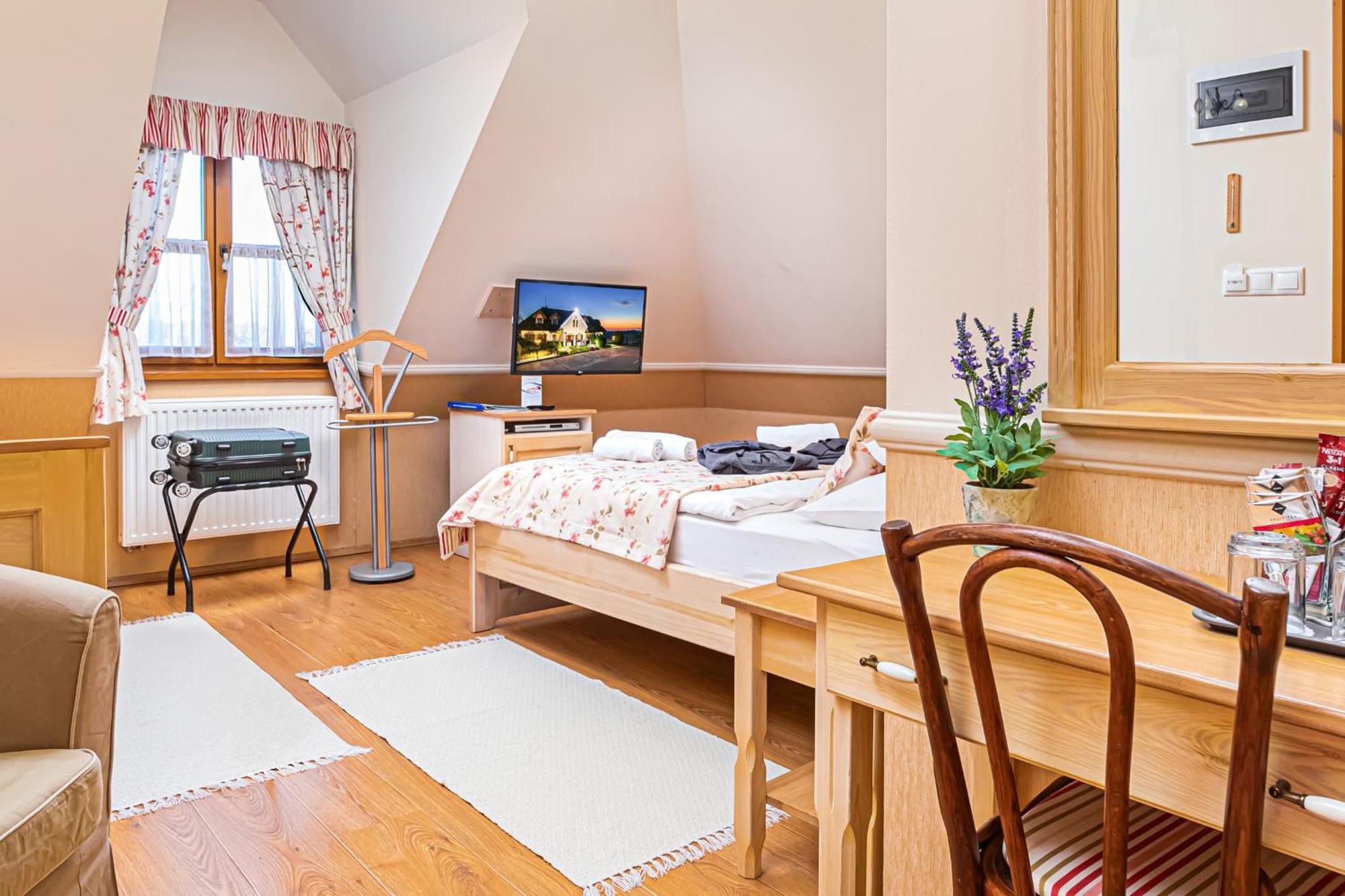 Rigotanya Relax & Wellness Panzio Buekfuerdo Otel Dış mekan fotoğraf