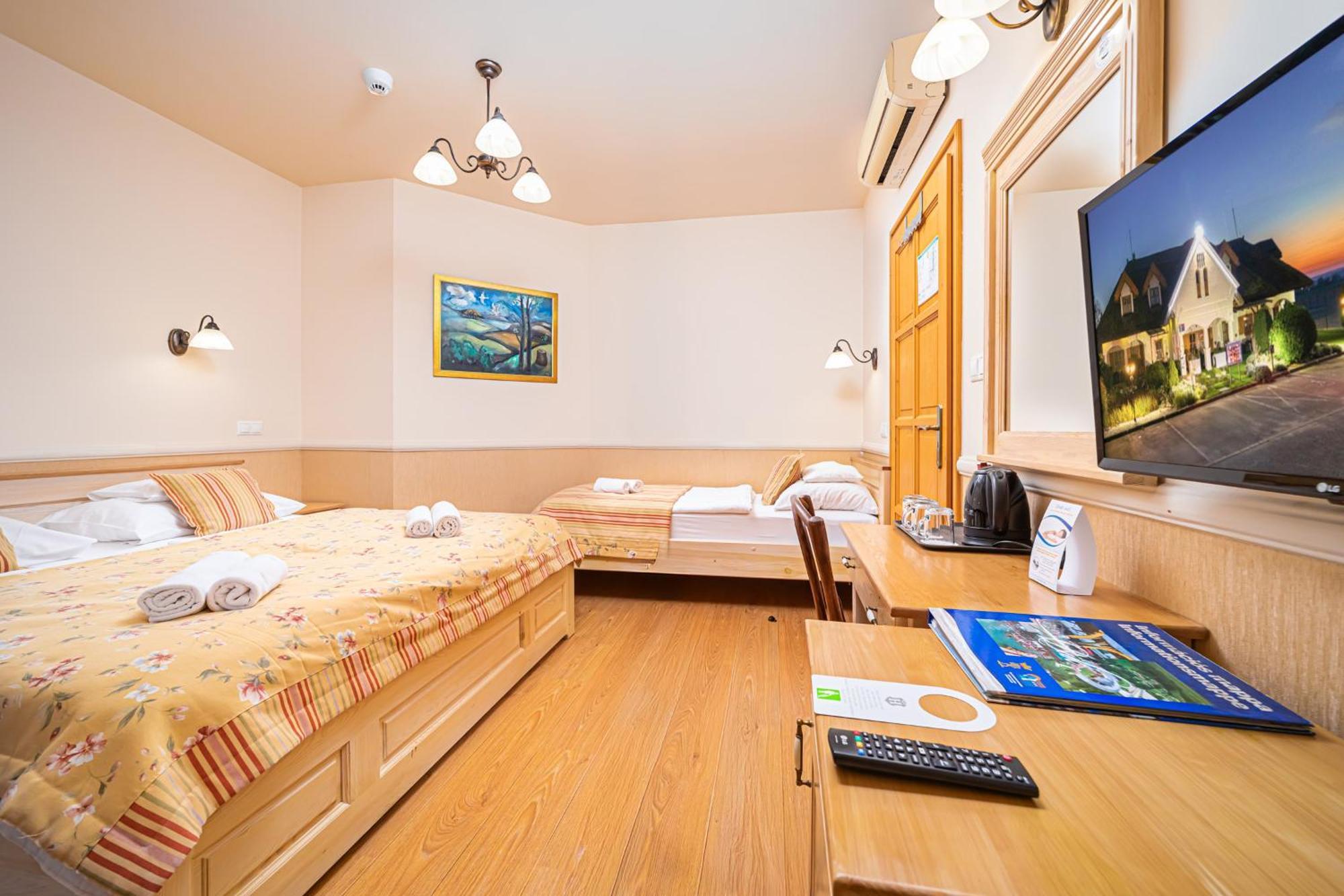 Rigotanya Relax & Wellness Panzio Buekfuerdo Otel Dış mekan fotoğraf